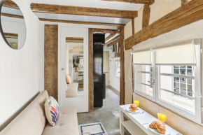 BnBNook - Prime 1BR: Explore Louvre & Notre-Dame